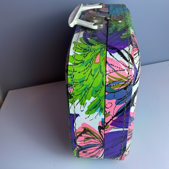 Vintage Hippie era flower power mini suitcase with key retro style - Picture 10 of 16